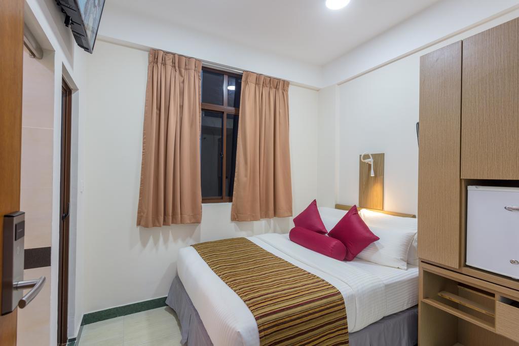 Novina Hotel Male Ngoại thất bức ảnh